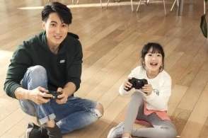 假期花式陪孩子！吳京給兒子理發(fā) 吳尊陪女兒練武